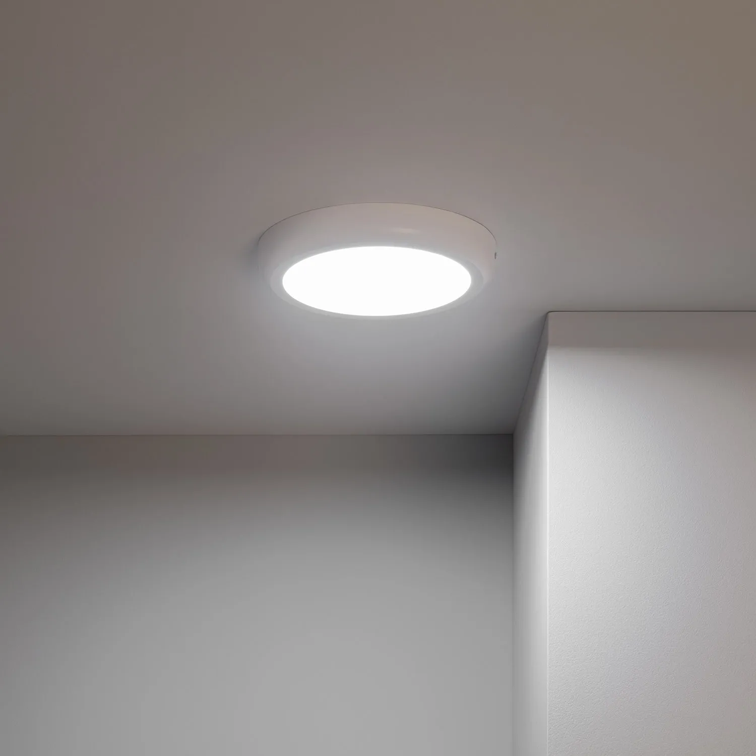 led-deckenlampe-rund-weisses-design-18w1