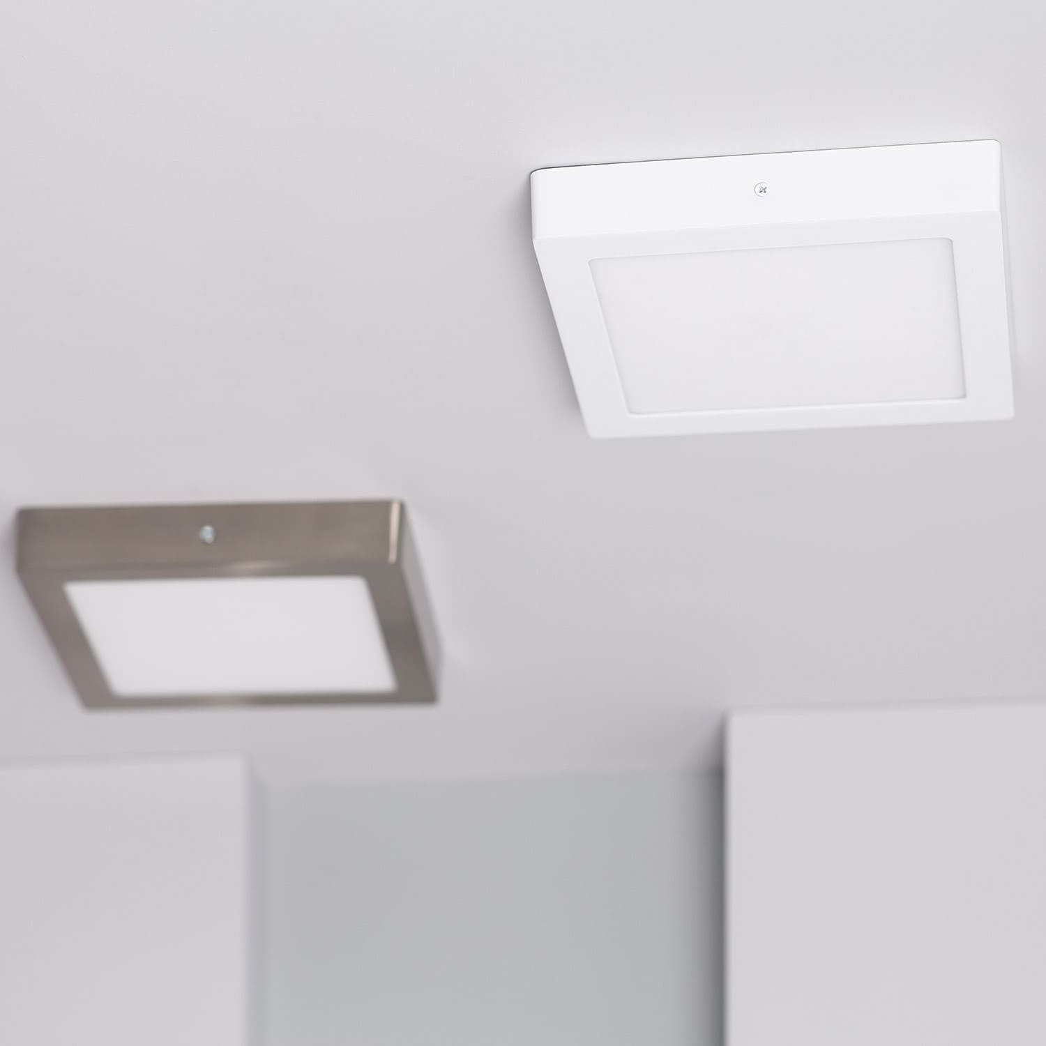 plafonnier-led-carre-18w-argentee (5)