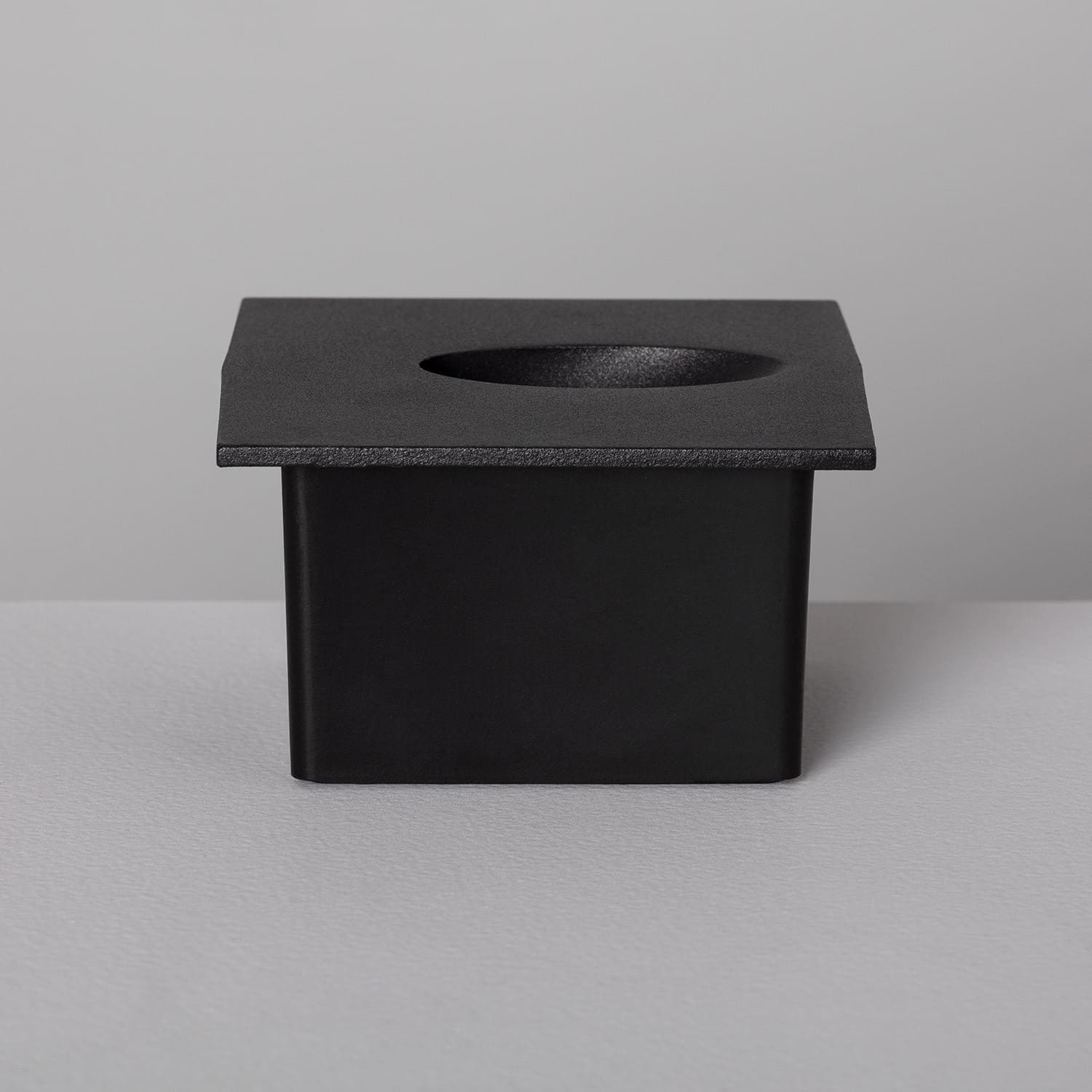 led-wandleuchte-3w-quadratisch-aluminium-oval-wabi-schwarz (5)