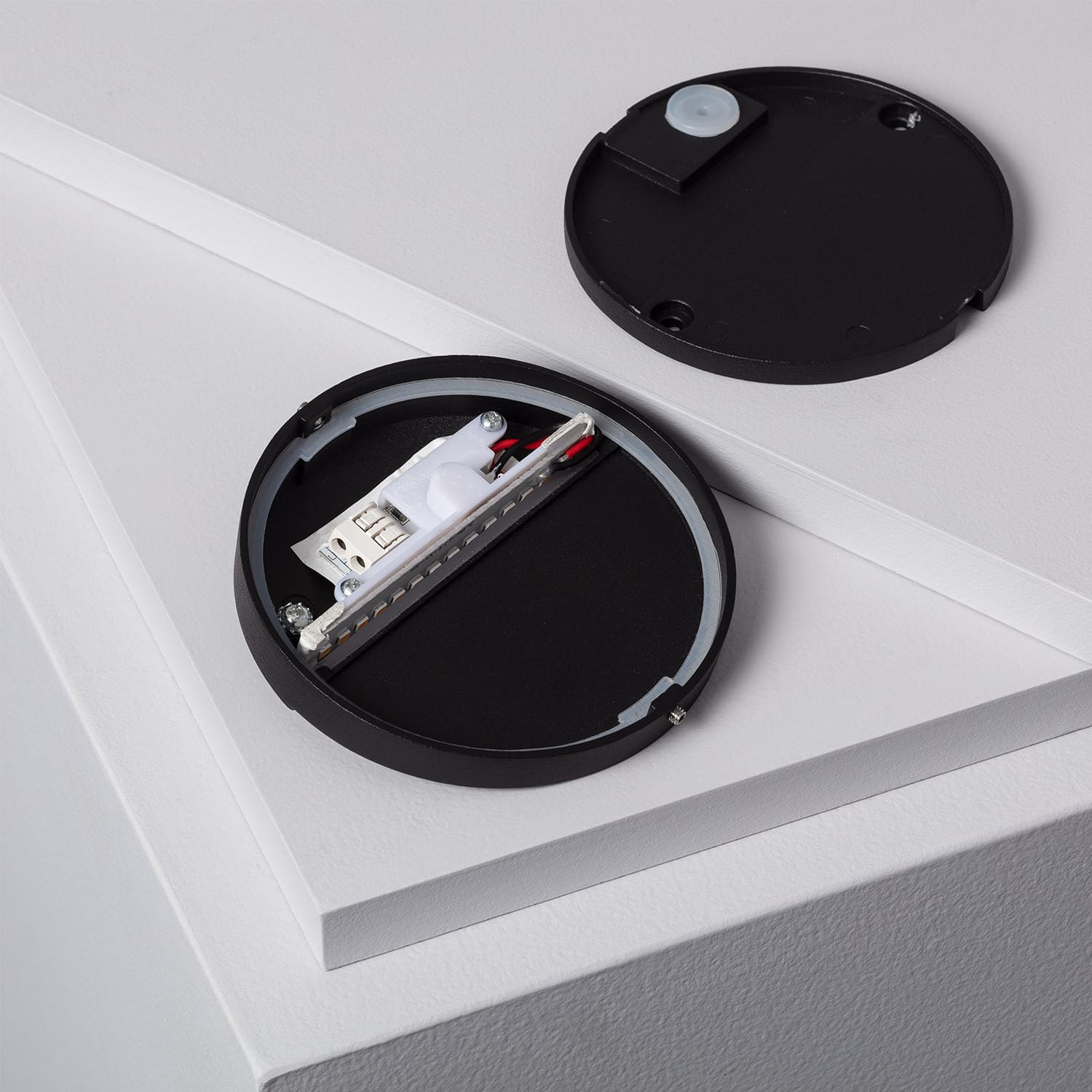 led-wandleuchte-4w-aluminium-rund-jade-schwarz (6)