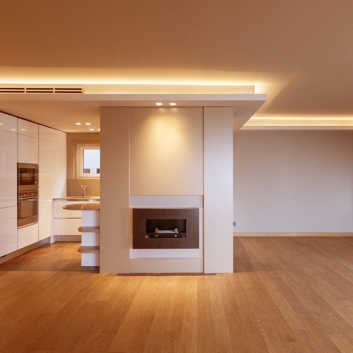 COBWarmwei24VCRI90LEDStreifen5M10Wm528LEDm8mmIP203000K-27812_1920x1920