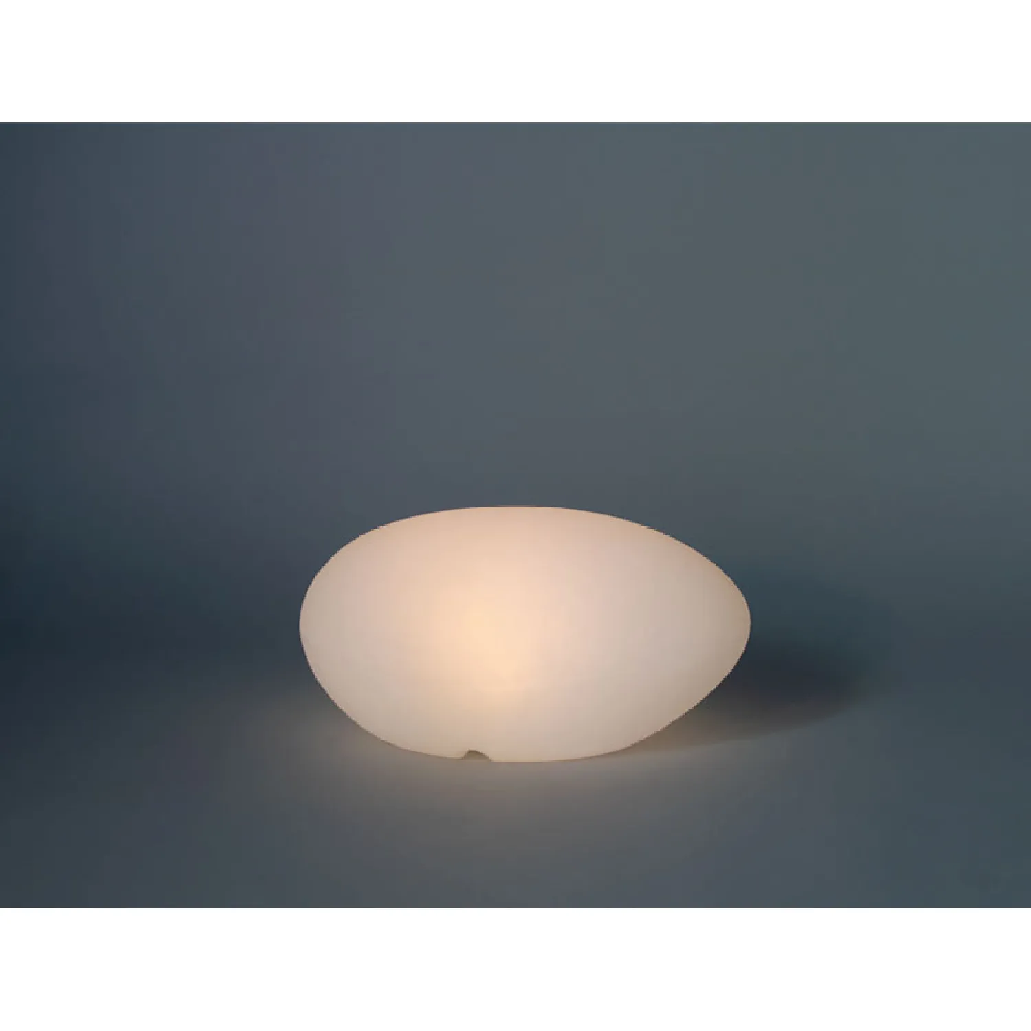 dekorative-led-leuchte-rgbw-petra-40-solar-smarttech-newgarden1