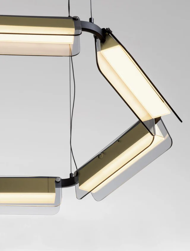 Apnea-LED-Pendelleuchte-Hexagon-Schwarz--Gold-181520_4