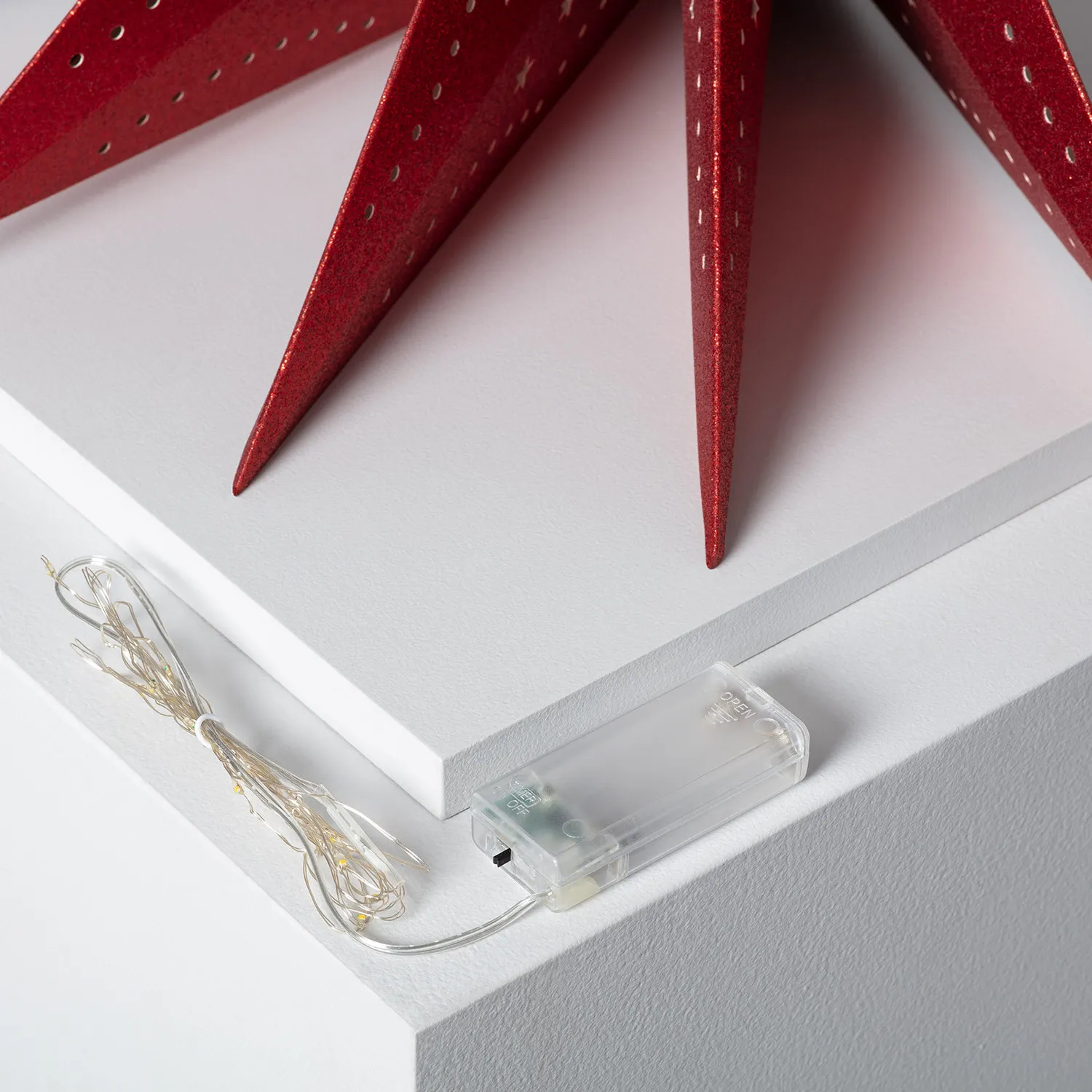 etoile-led-carton-parilti-a-piles rouge 7