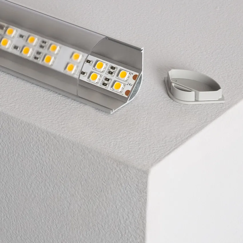 aluminiumprofil-mit-durchgehender-abdeckung-fur-ecken-von-led-streifen opal