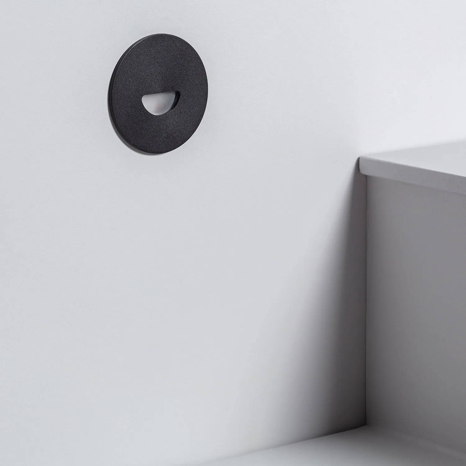 led-wandeinbauleuchte-aussen-2w-rund-schwarz