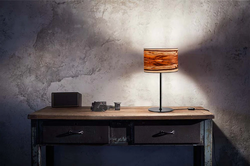 arboreus-2-tischlampe-nussbaum-satin-902634