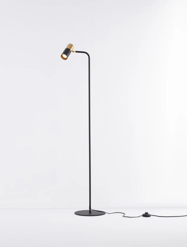 Pongo-Stehlampe-Schwarz--Gold-181280_3