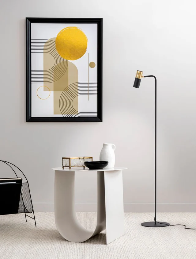 Pongo-Stehlampe-Schwarz--Gold-181280_fc69a468-3e6c-4ed3-8071-505f2a1a9764