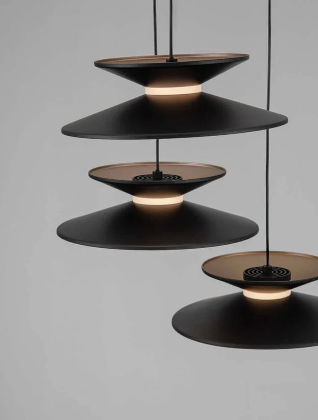 Morfi-Pendelleuchte-5-fl----42cm-3000K-Schwarz--Gold-181168_4_c2bfb5fc-1278-42c6-bf6c-e3259e335c0c