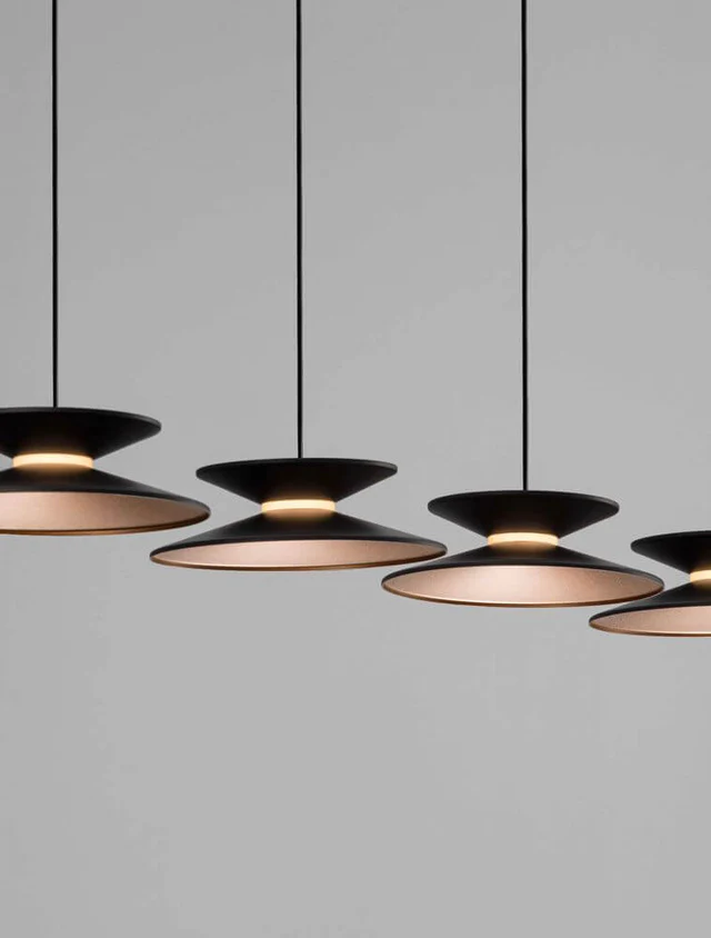 Morfi-Pendelleuchte-Balken-132cm-5-fl-3000K-Schwarz--Gold-181169_4