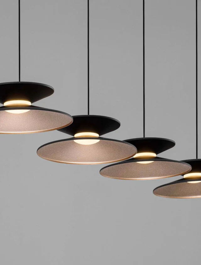 Morfi-Pendelleuchte-Balken-132cm-5-fl-3000K-Schwarz--Gold-181169_5