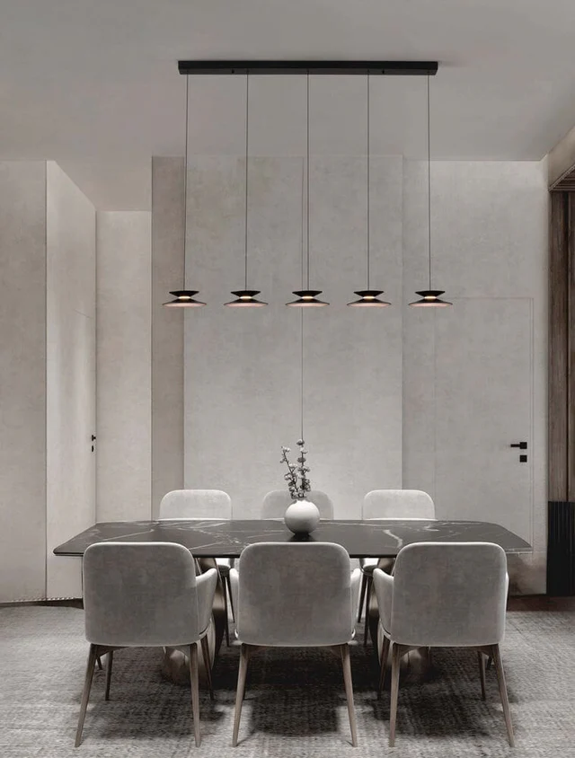 Morfi-Pendelleuchte-Balken-132cm-5-fl-3000K-Schwarz--Gold-181169_b42c075f-b09c-403f-890d-abbf2ec6d782