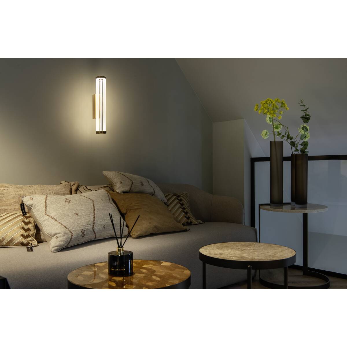 SLV_1008036_A1_H_RGB