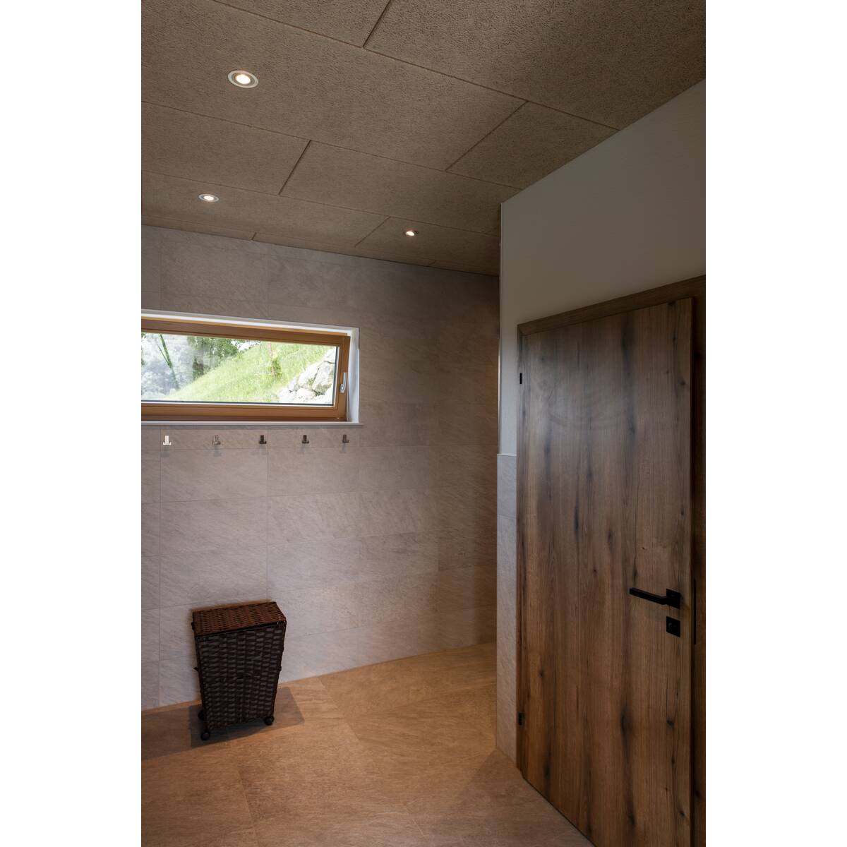 SLV_1007370_A1_H_RGB