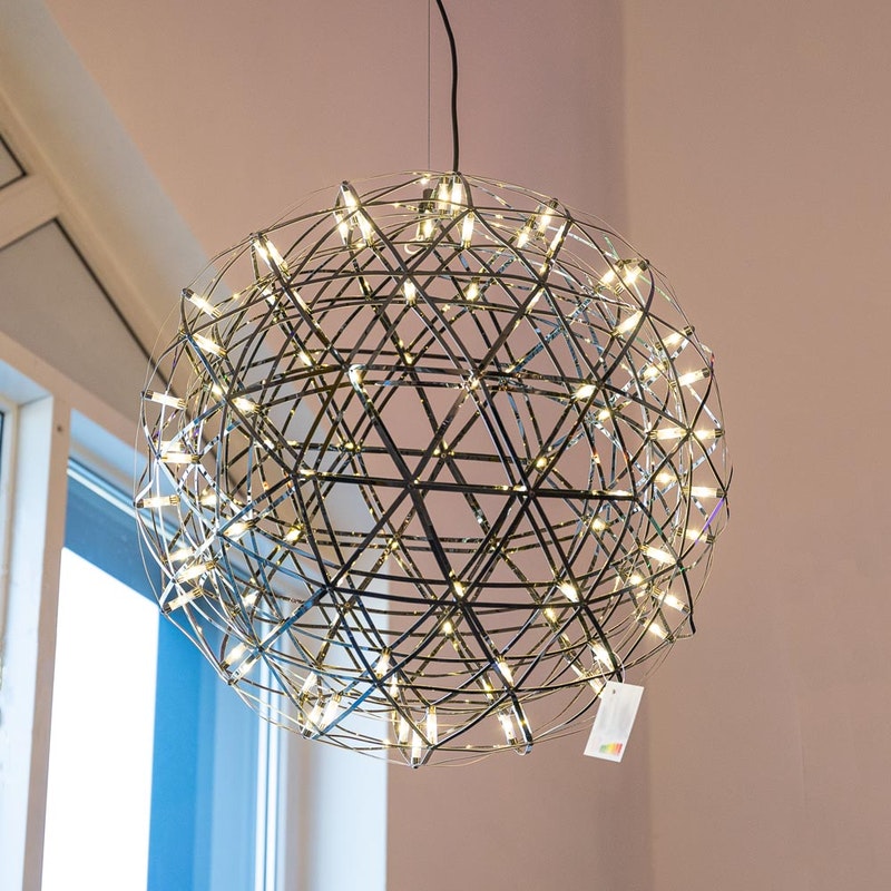 s.LUCE pro Atom 70 dimmbare LED-Pendelleuchte Metallkugel