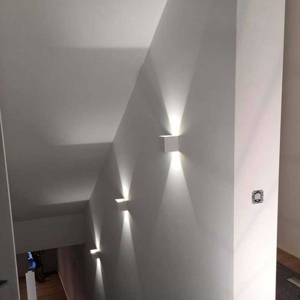 s.LUCE pro Ixa LED Wandleuchte IP44 verstellbare Winkel aus Holz