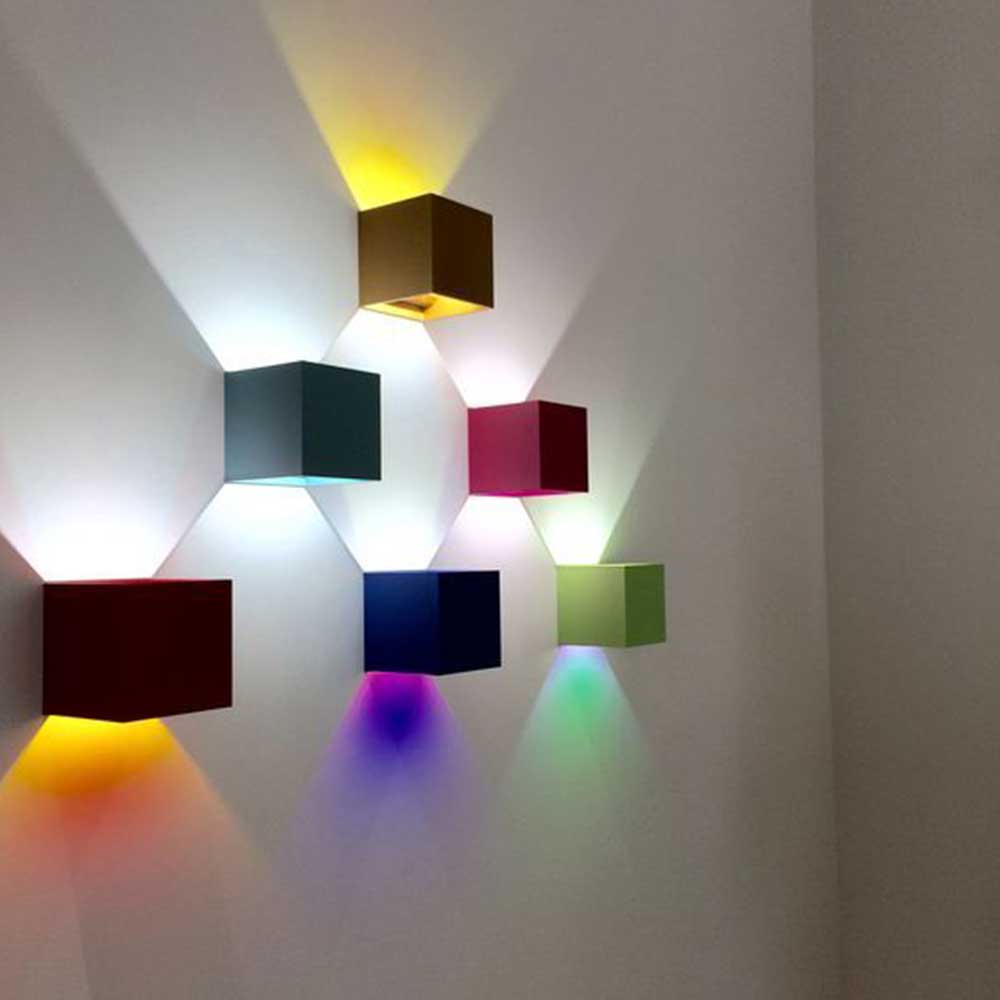 s.LUCE pro Ixa LED Wandleuchte IP44 verstellbare Winkel aus Holz