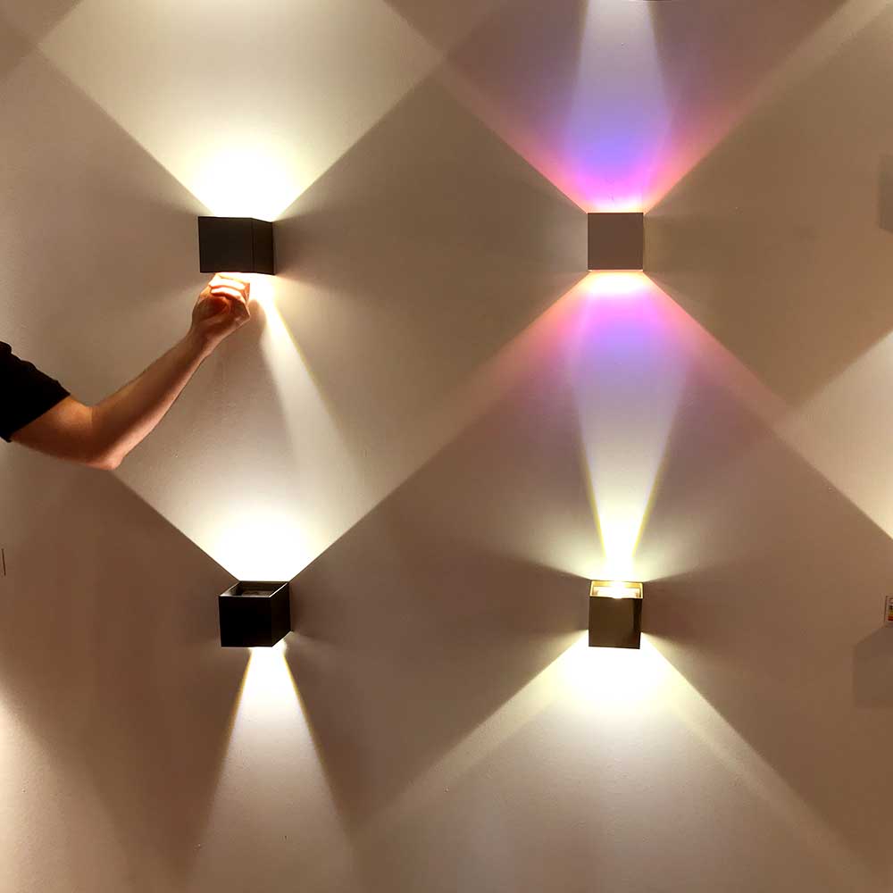 s.LUCE pro Ixa LED Wandleuchte IP44 verstellbare Winkel aus Holz